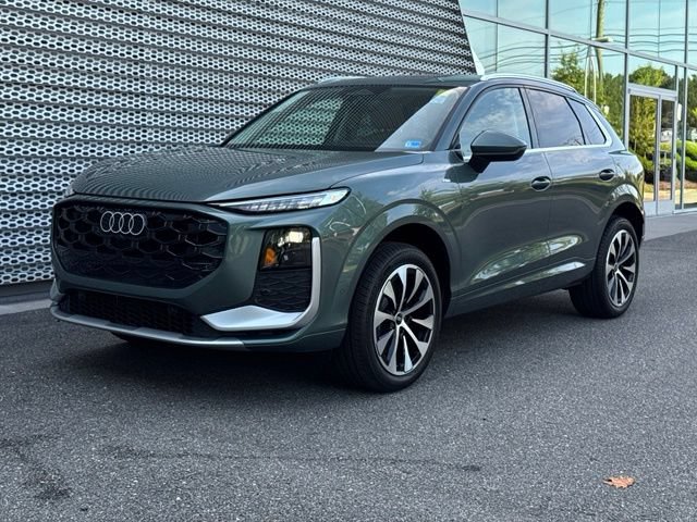 New 2026 Audi Q3 quattro 2.0T