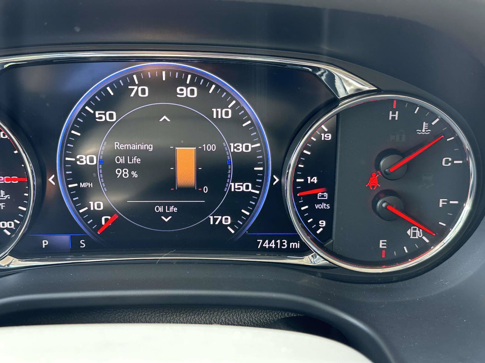 Used 2021 GMC Acadia Denali w/ Denali Technology Package FWD image 16