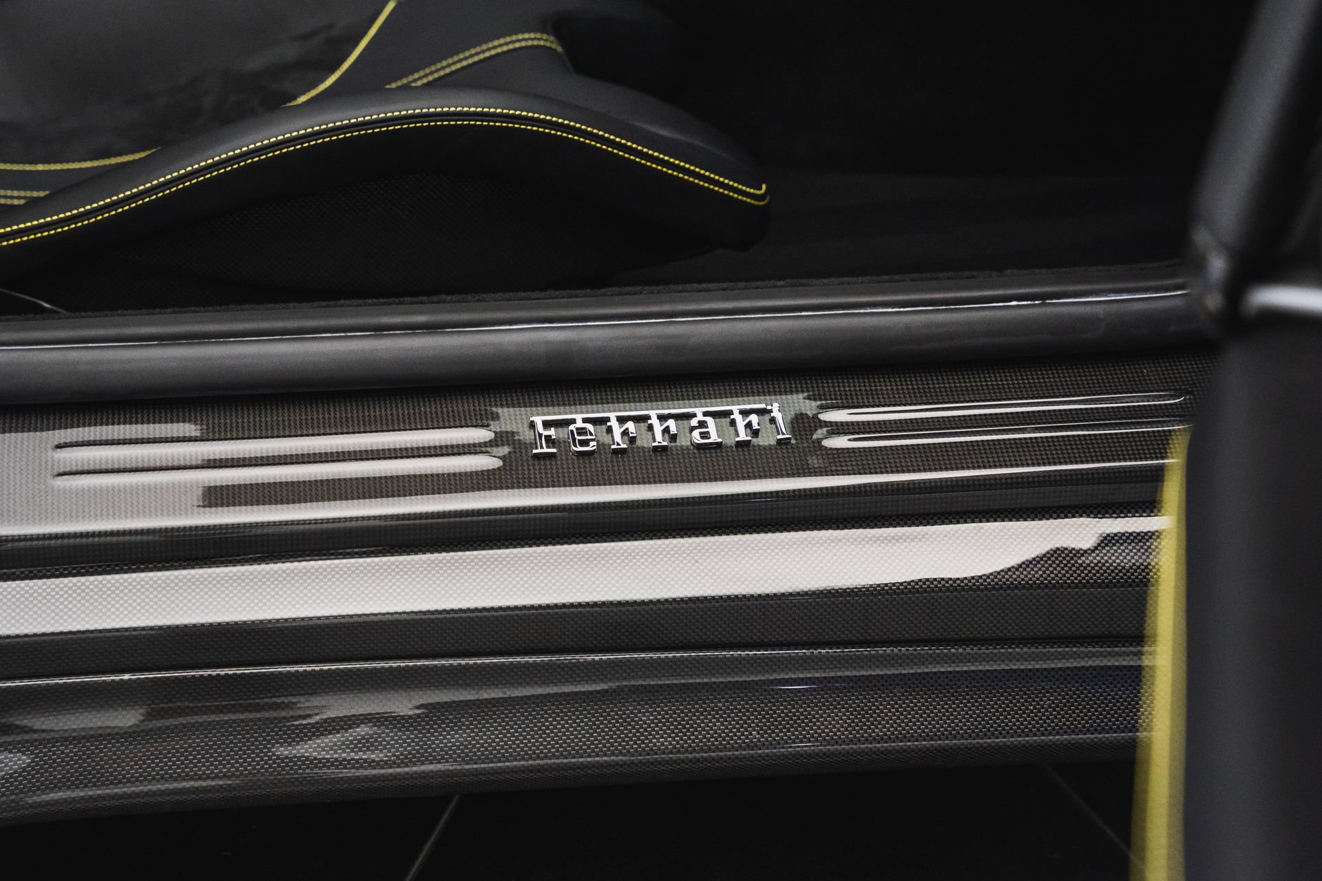Used 2022 Ferrari 812 GTS RWD image 79