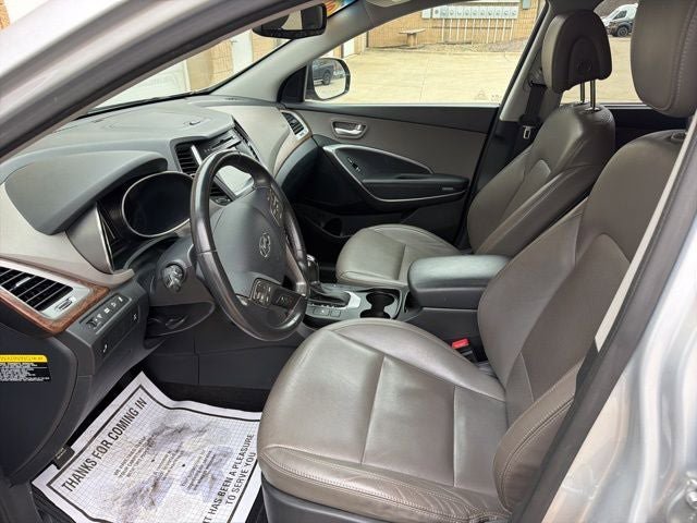 Used 2017 Hyundai Santa Fe Limited w/ Cargo Package AWD/4WD image 9