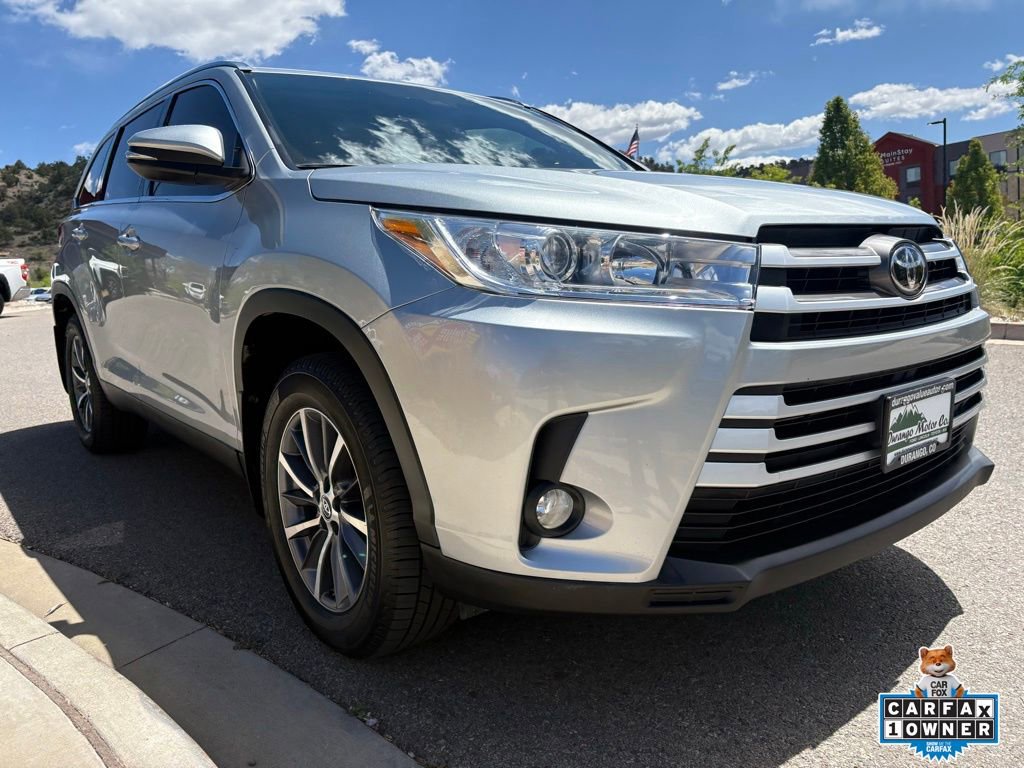 Used 2019 Toyota Highlander XLE AWD/4WD image 11
