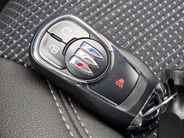 New 2026 Buick Envista Sport Touring w/ Convenience I Package FWD image 31