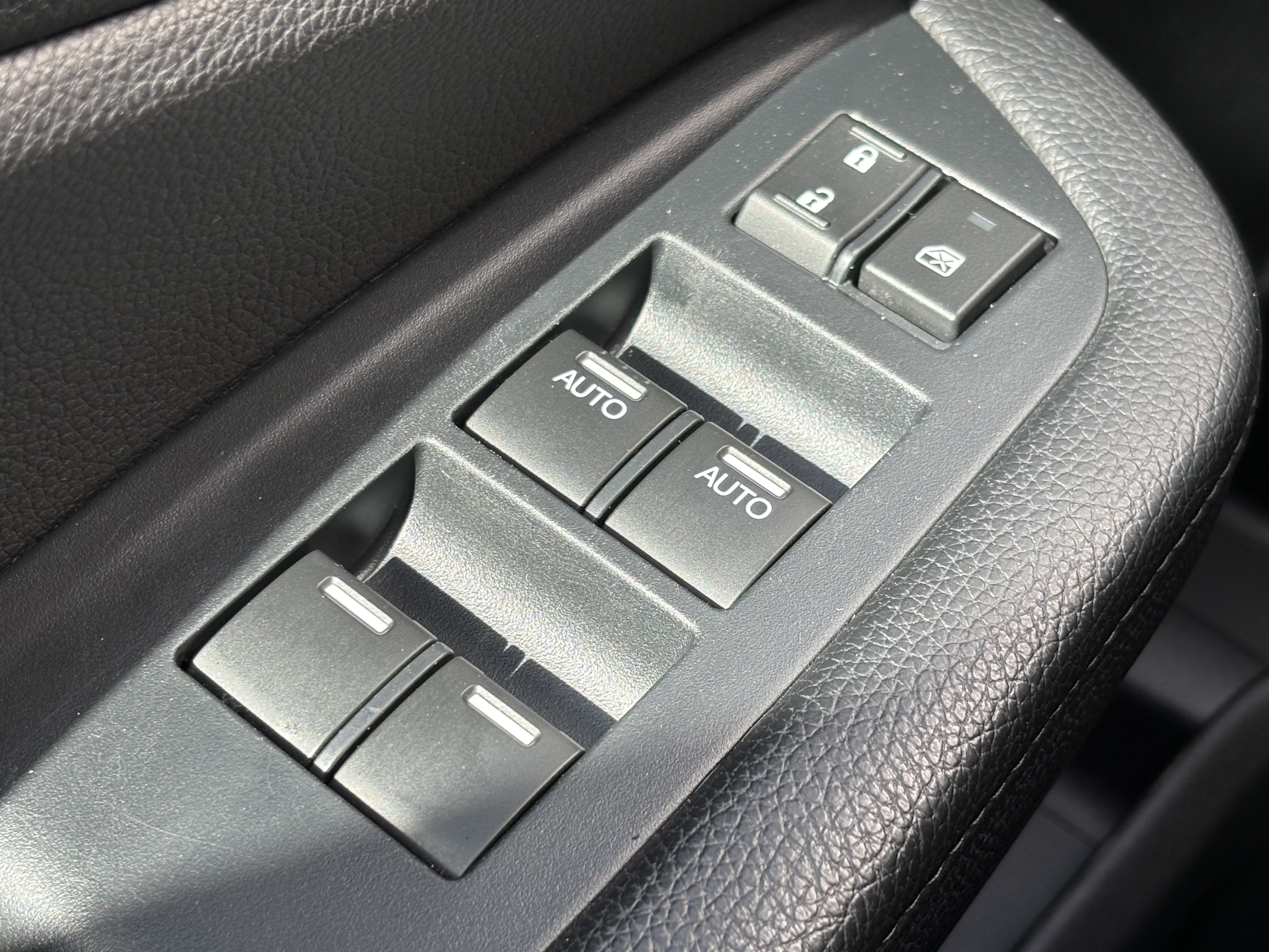 Used 2022 Honda Pilot EX-L image 27