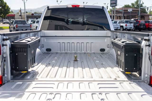 Used 2017 Ford F250 Lariat w/ Chrome Package AWD/4WD image 16