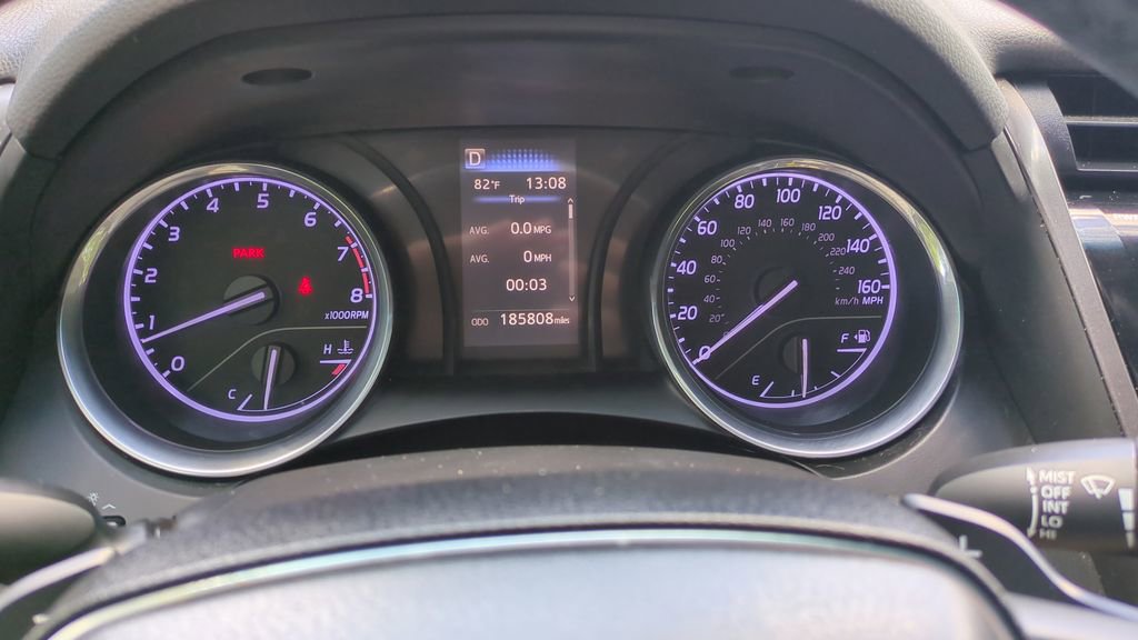 Used 2020 Toyota Camry SE image 24