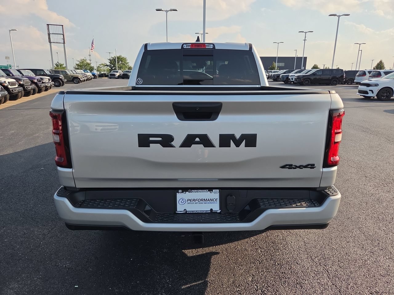 New 2026 RAM 1500 Express AWD/4WD image 25