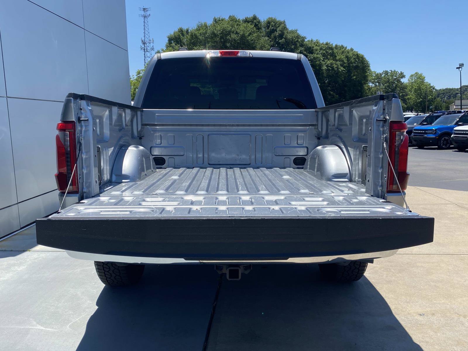 Used 2025 Ford F150 XLT w/ Equipment Group 301A Standard AWD/4WD image 6