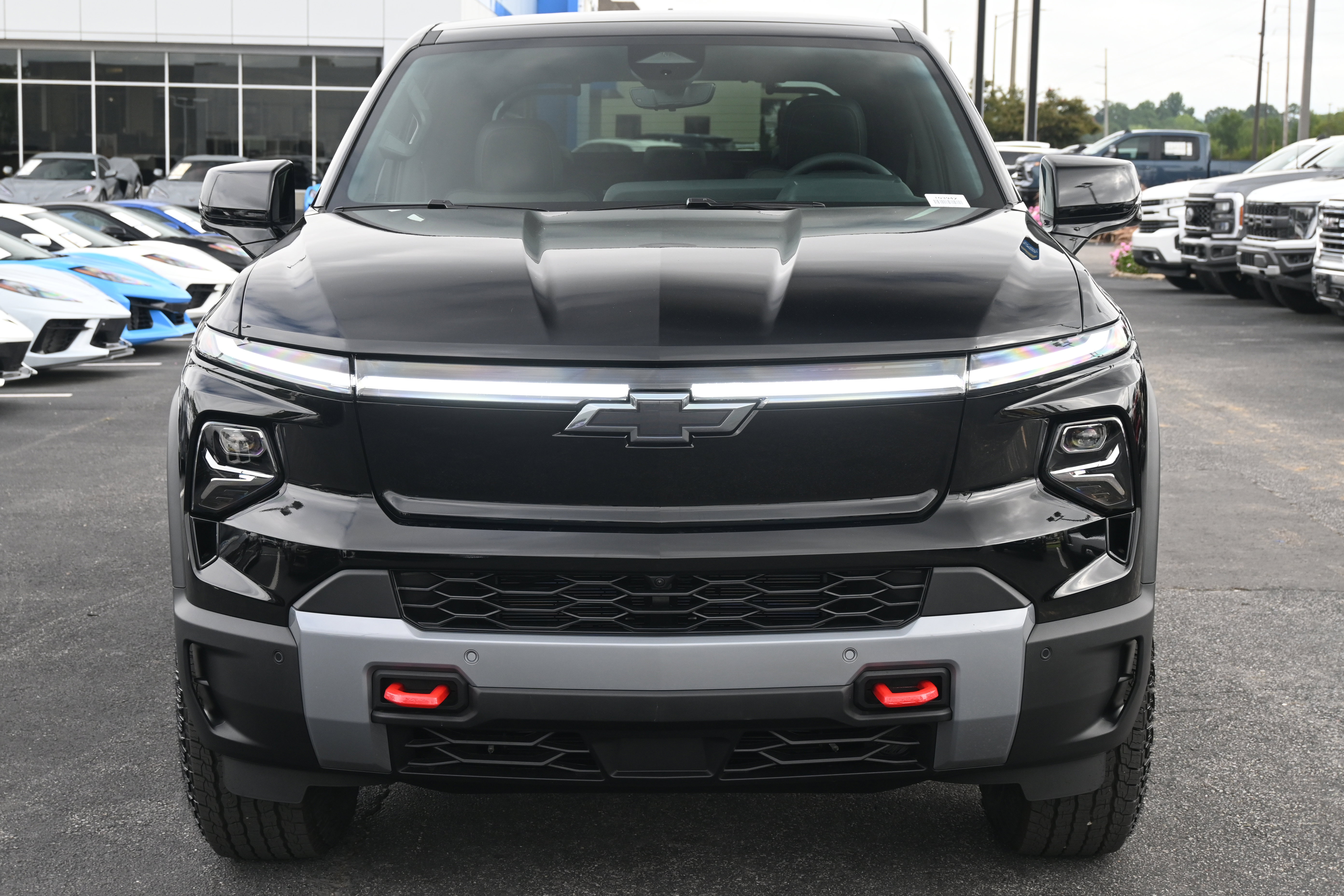 New 2026 Chevrolet Silverado EV Trail Boss image 5