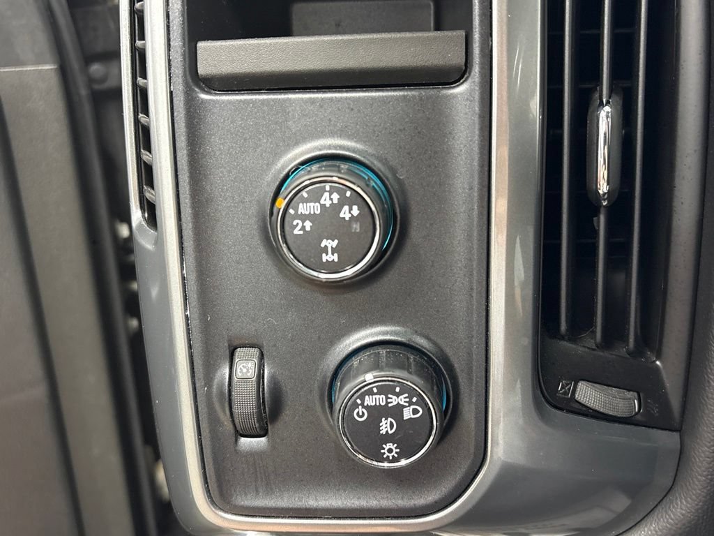 Used 2015 Chevrolet Silverado 1500 LT w/ All Star Edition AWD/4WD image 17