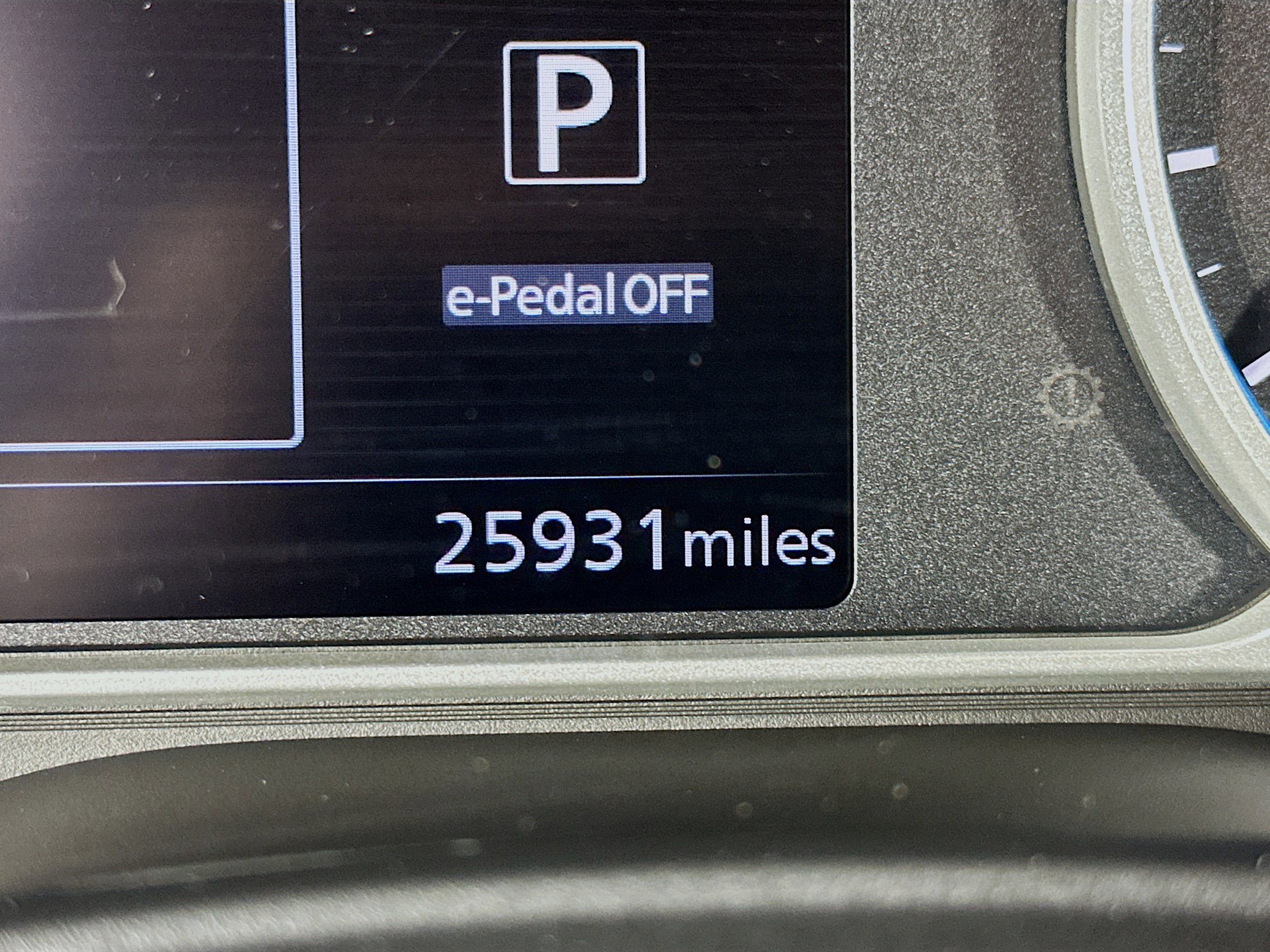 Used 2023 Nissan Leaf S image 19