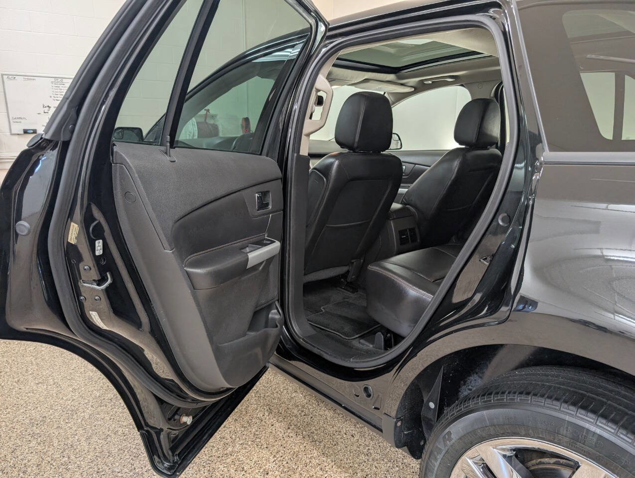 Used 2013 Ford Edge SEL image 13