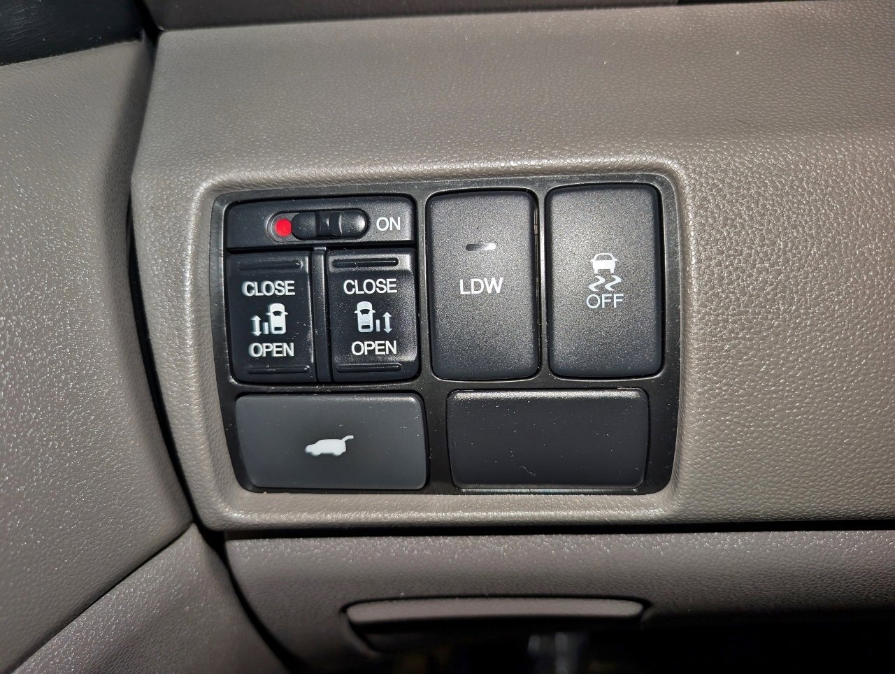 Used 2014 Honda Odyssey EX-L image 44