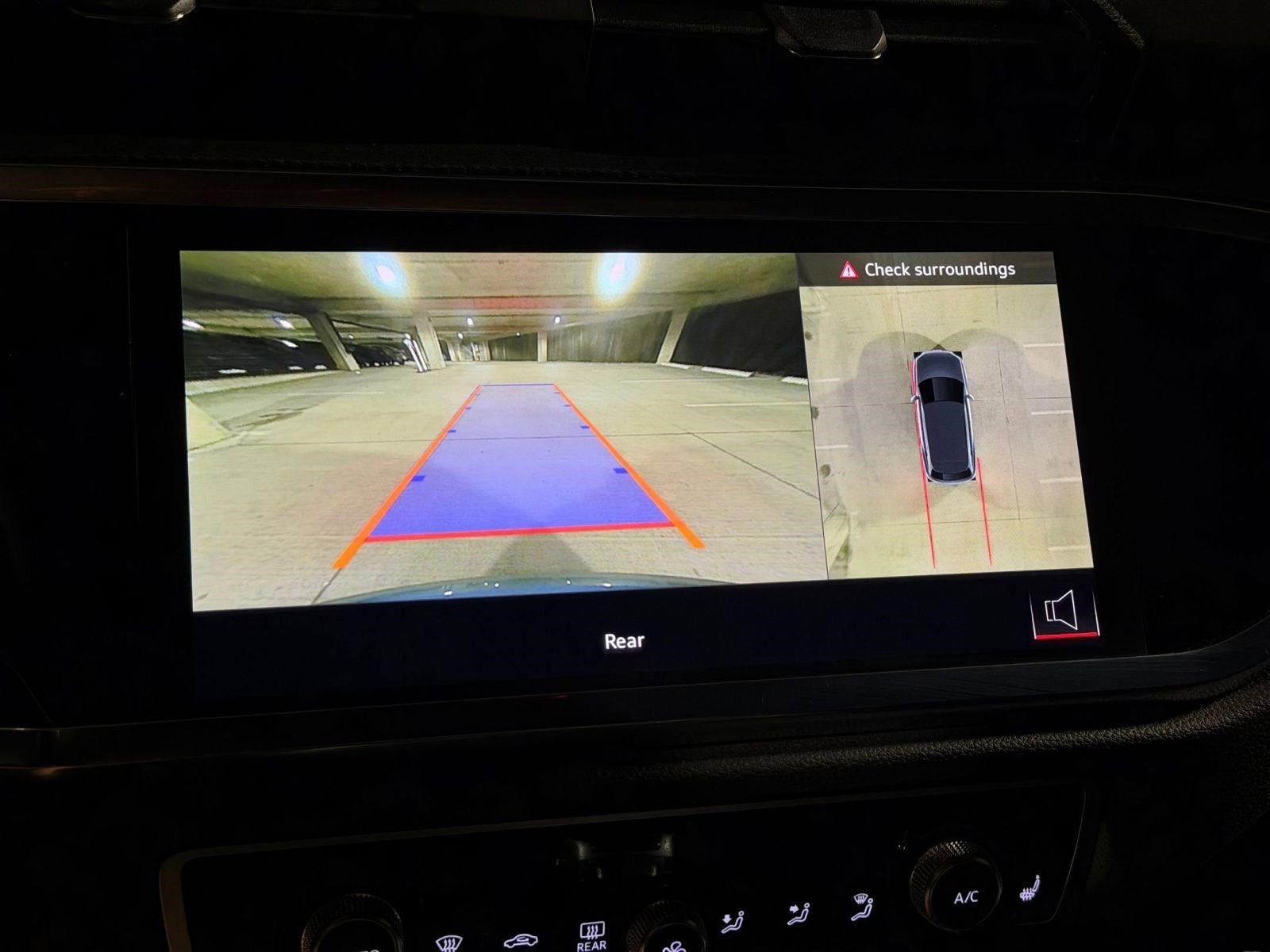 Used 2024 Audi Q3 2.0T Premium Plus w/ Premium Plus Package image 23