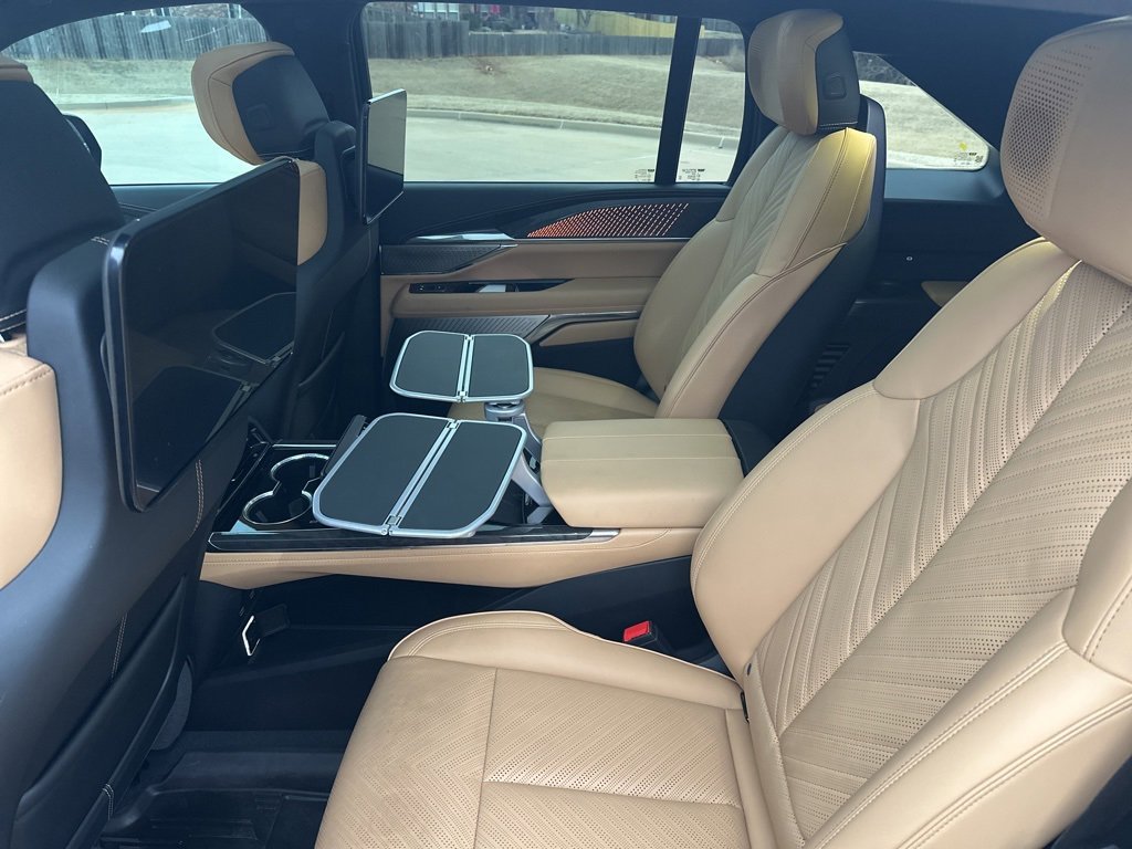 Used 2025 Cadillac Escalade IQ Sport 2 image 41