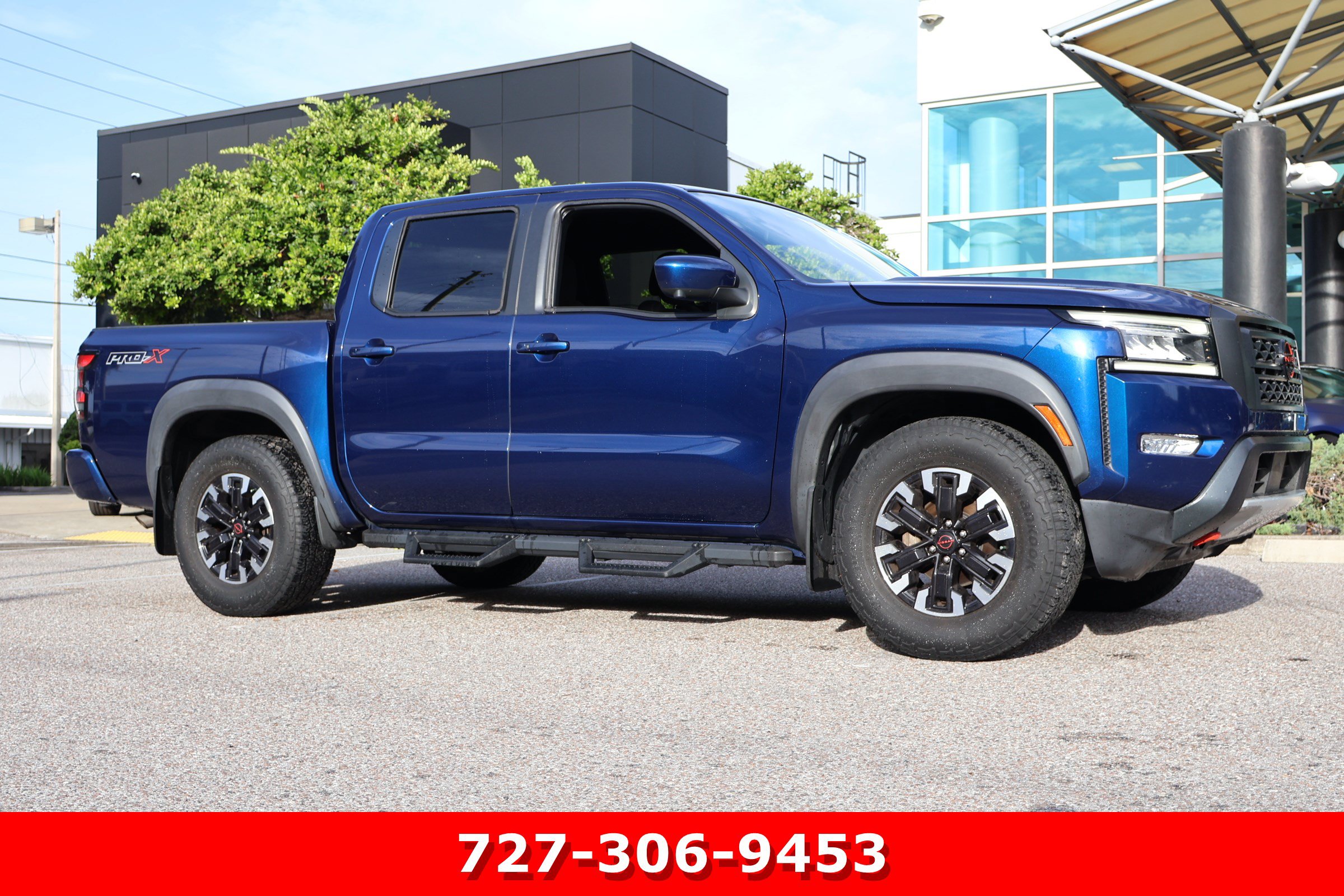 Used 2022 Nissan Frontier Pro-X RWD image 9
