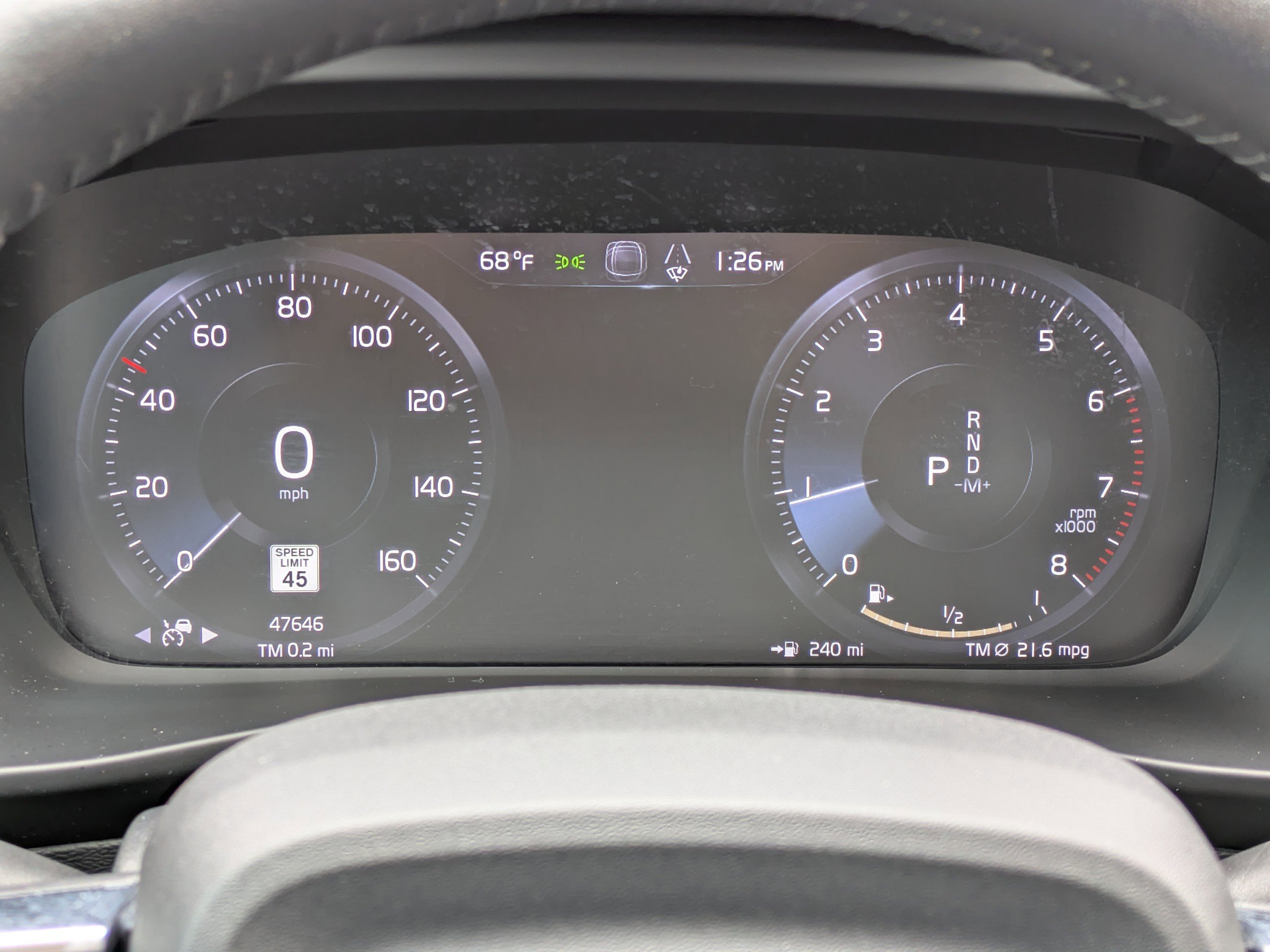 Used 2021 Volvo XC40 T5 Momentum w/ Premium Package image 25