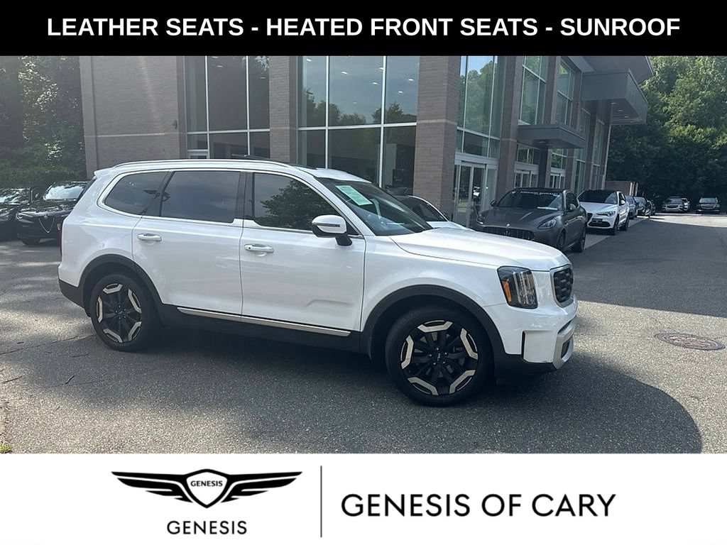 Used 2025 Kia Telluride S FWD image 1