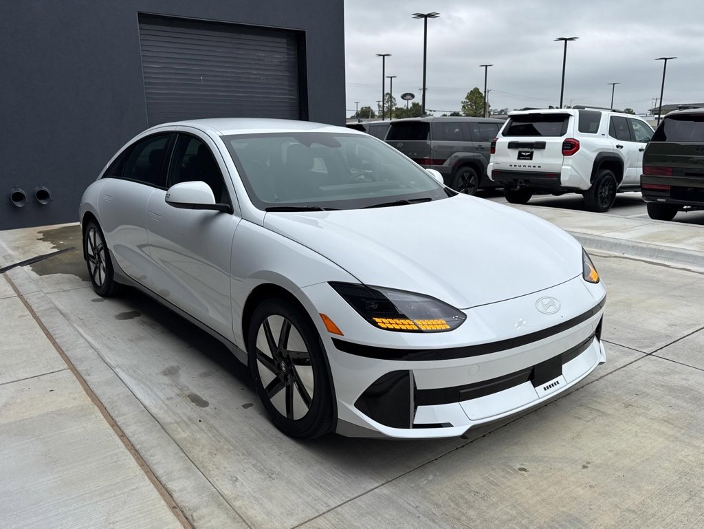 New 2025 Hyundai Ioniq 6 SE image 11