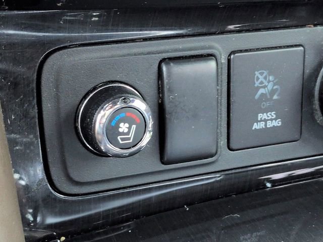 Used 2019 Nissan Armada Platinum w/ Captain's Chairs Package AWD/4WD image 31