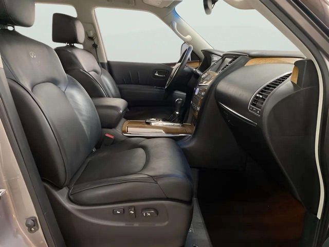 Used 2011 INFINITI QX56 2WD w/ Theater Pkg image 39