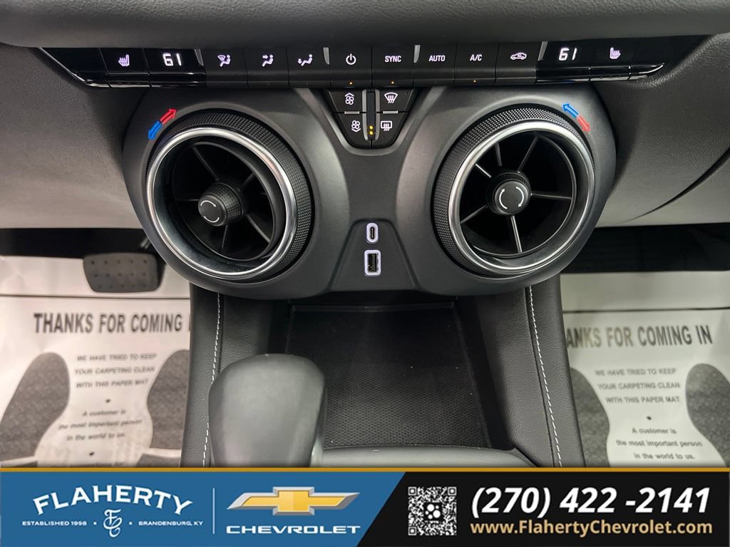 Used 2025 Chevrolet Blazer LT w/ Midnight/Sport Edition FWD image 29