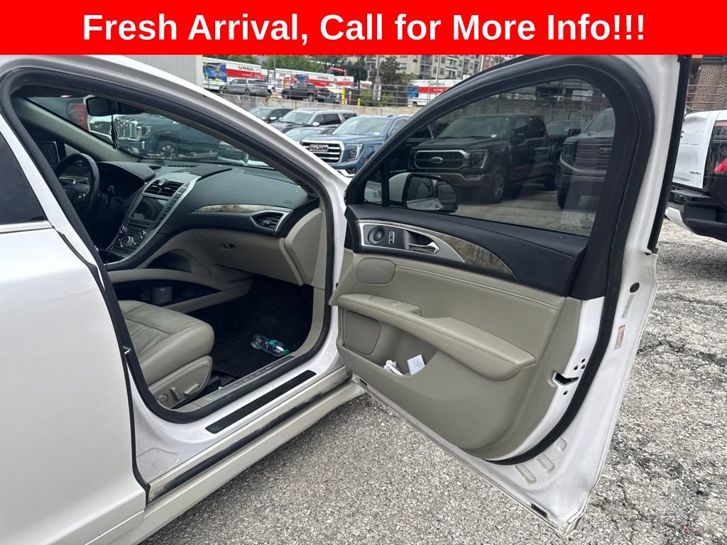Used 2017 Lincoln MKZ Reserve w/ Technology Package FWD image 24