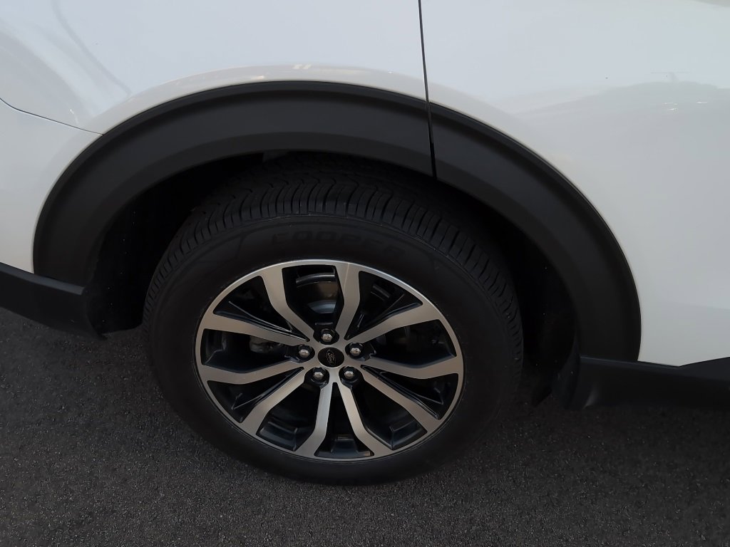 Used 2022 Ford Explorer ST image 4