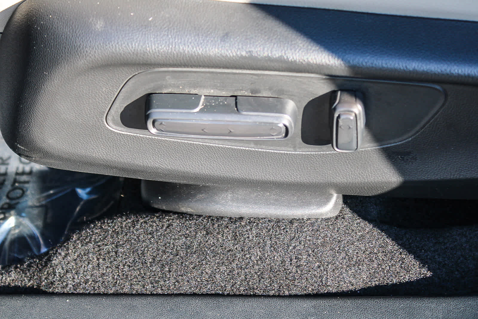 Used 2026 Honda HR-V EX-L image 17