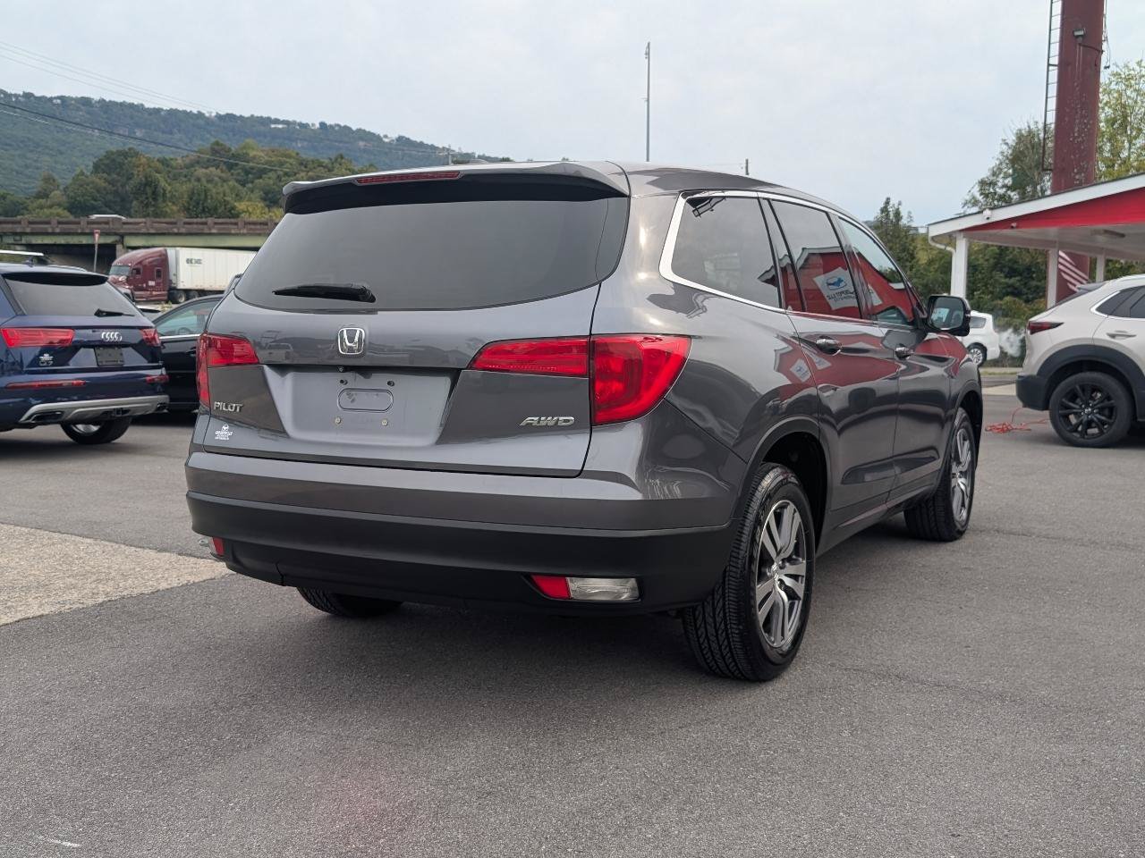 Used 2016 Honda Pilot EX-L image 5