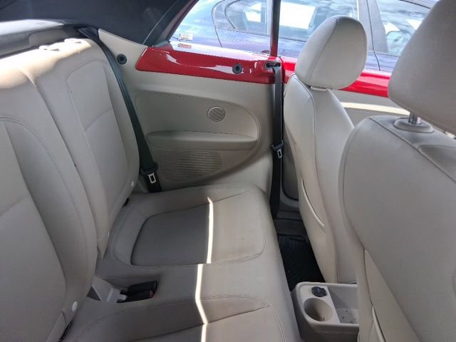 Used 2013 Volkswagen Beetle 2.5 image 9