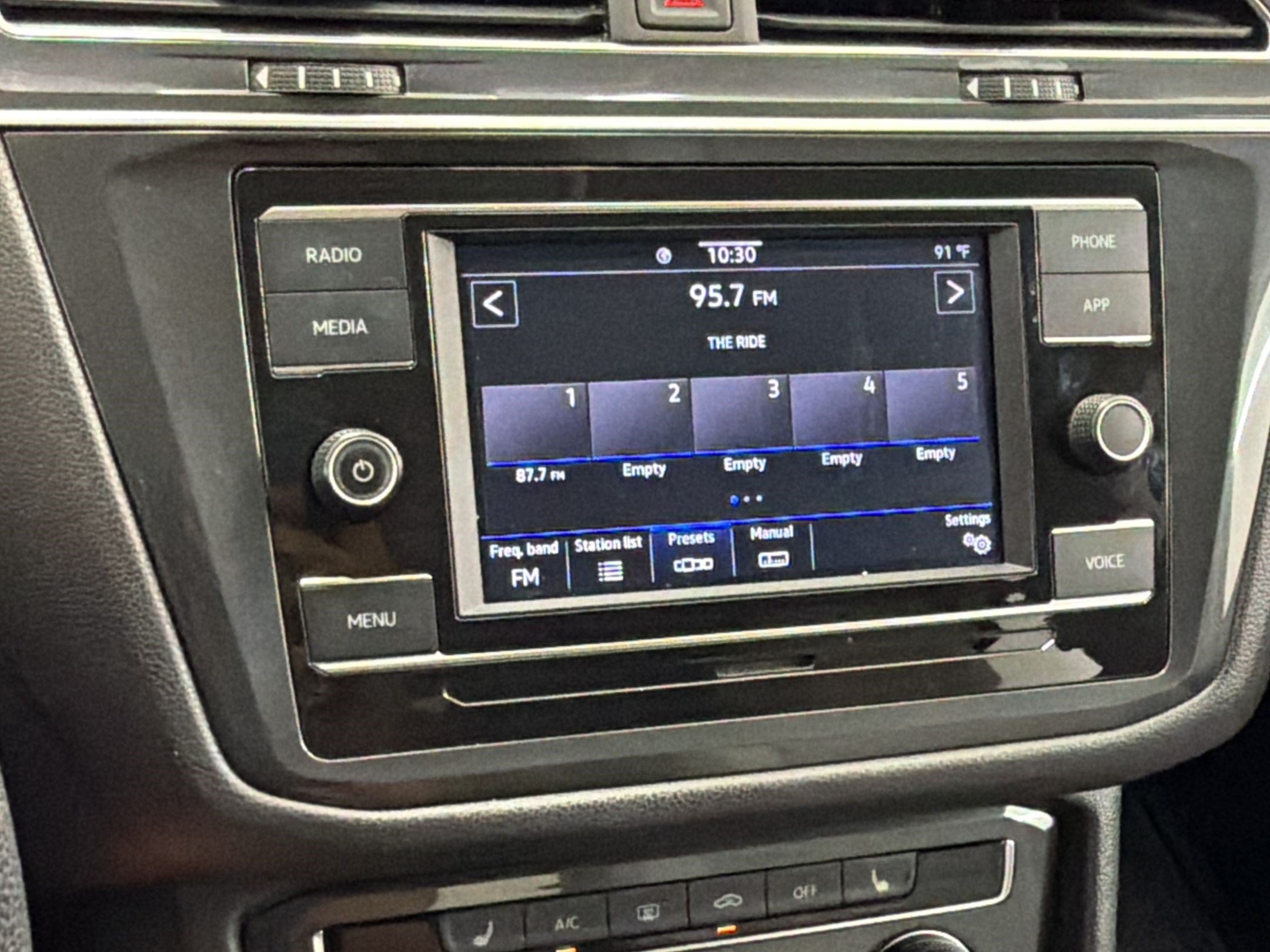 Used 2023 Volkswagen Tiguan S FWD image 19