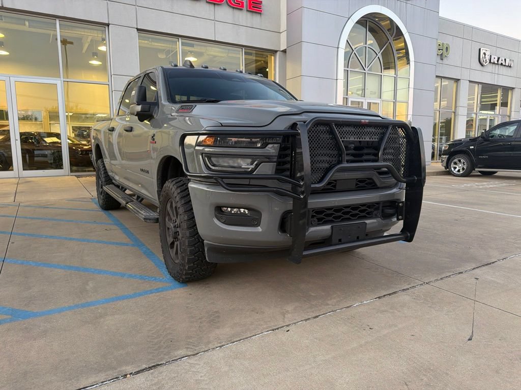 Used 2025 RAM 2500 Big Horn AWD/4WD image 2