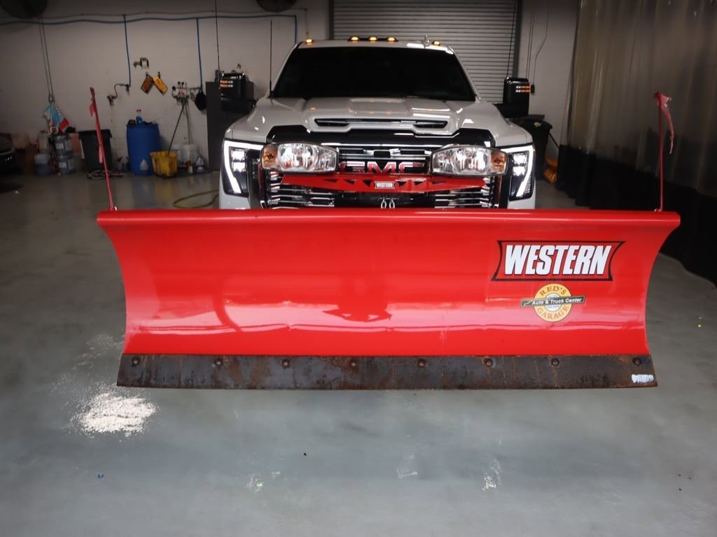 Used 2025 GMC Sierra 3500 Denali image 43