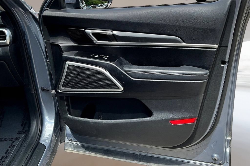 Used 2020 Kia Telluride S FWD image 27