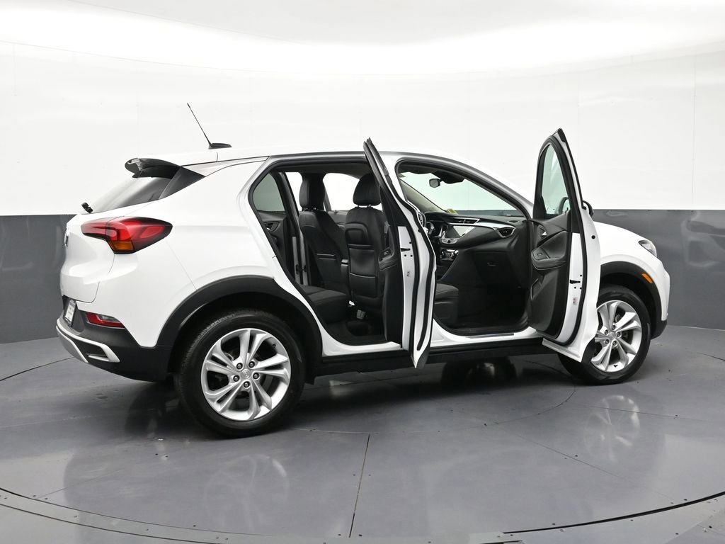 Used 2023 Buick Encore GX Preferred w/ Cold Weather Comfort Package AWD/4WD image 32