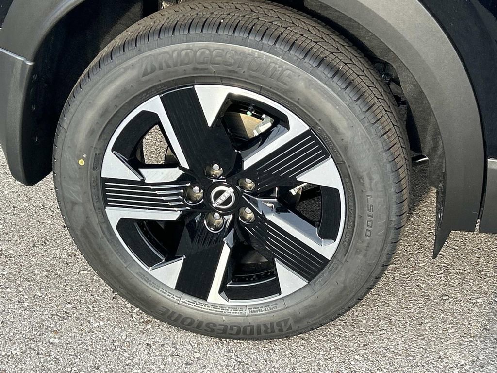 New 2026 Nissan Kicks SV w/ Cold Weather Package AWD/4WD image 11
