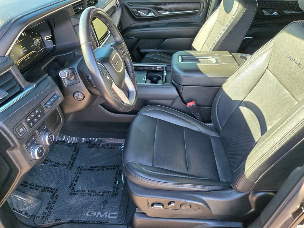 Used 2023 GMC Yukon Denali image 11