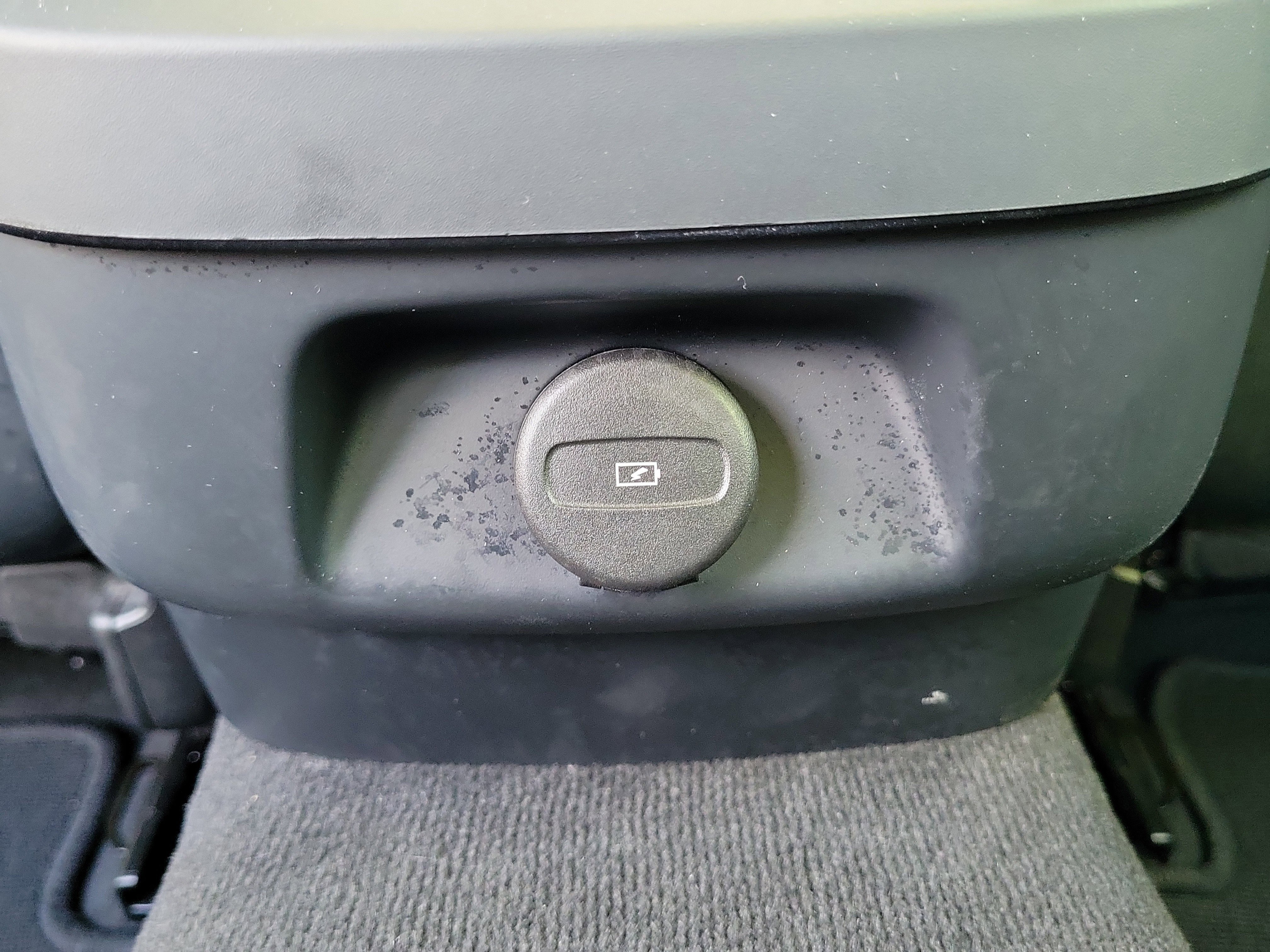 Used 2024 Volvo S60 B5 Core FWD image 14