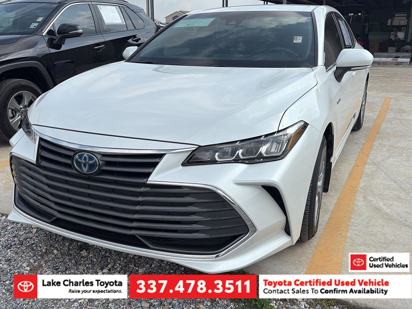 Certified 2020 Toyota Avalon XLE image 1