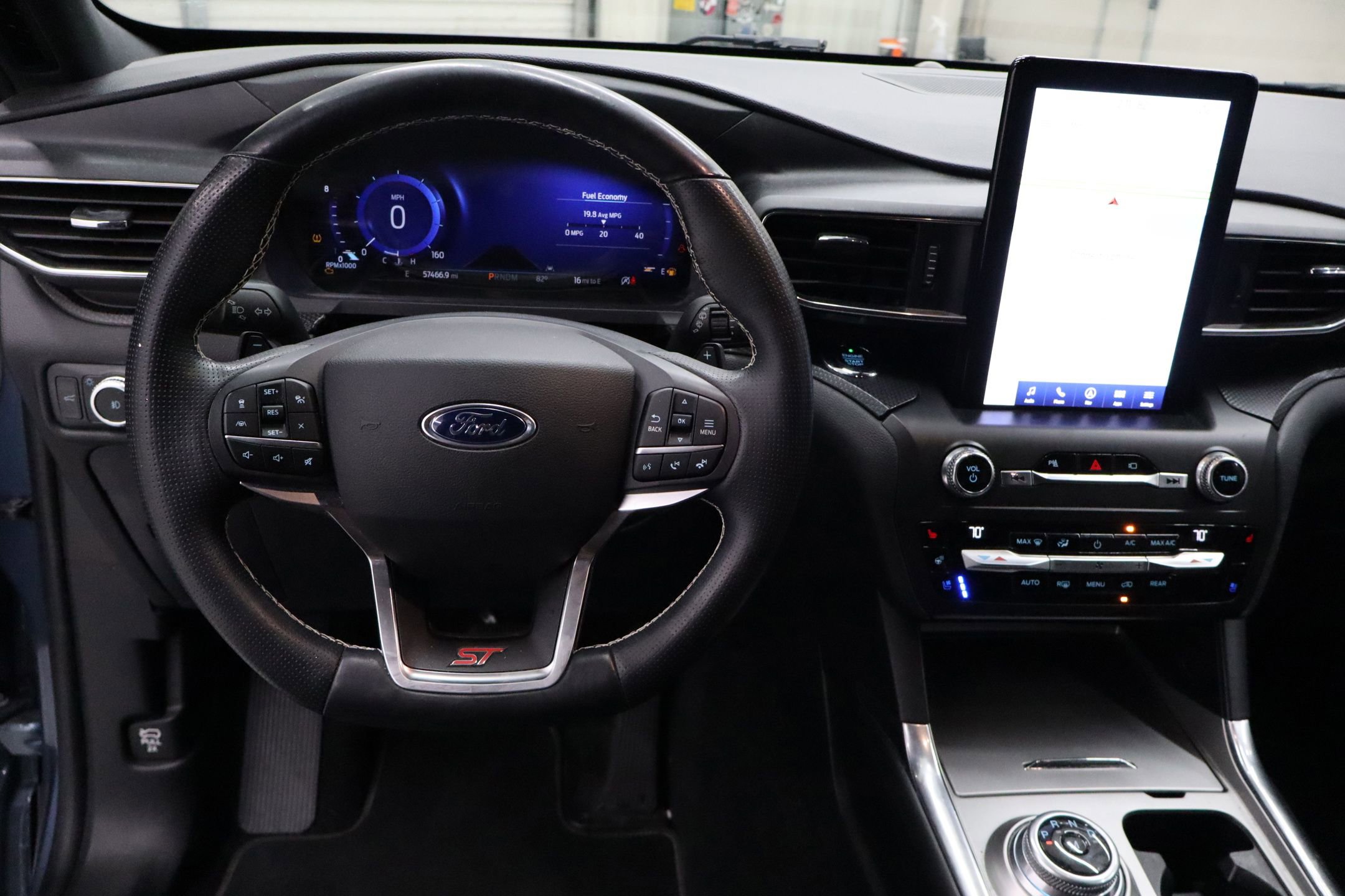 Certified 2020 Ford Explorer ST w/ Premium Technology Package image 19