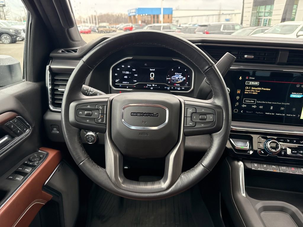 Used 2024 GMC Sierra 3500 Denali Ultimate AWD/4WD image 16