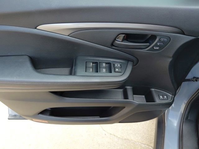 Used 2023 Honda Passport EX-L image 29