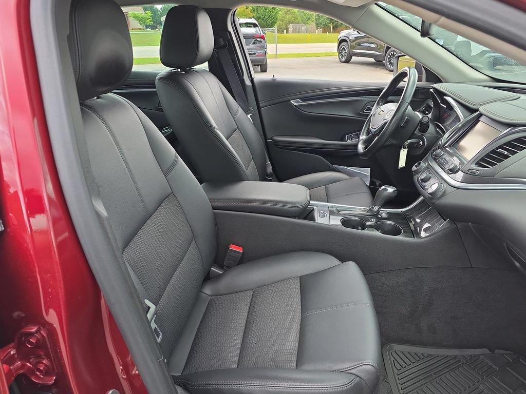Certified 2017 Chevrolet Impala LT w/ Convenience Package FWD image 26