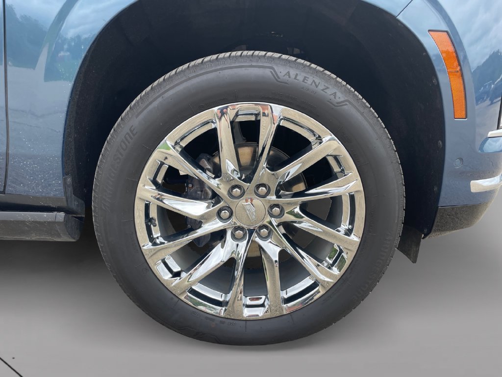 Certified 2025 Cadillac Escalade Premium Luxury Platinum AWD/4WD image 9