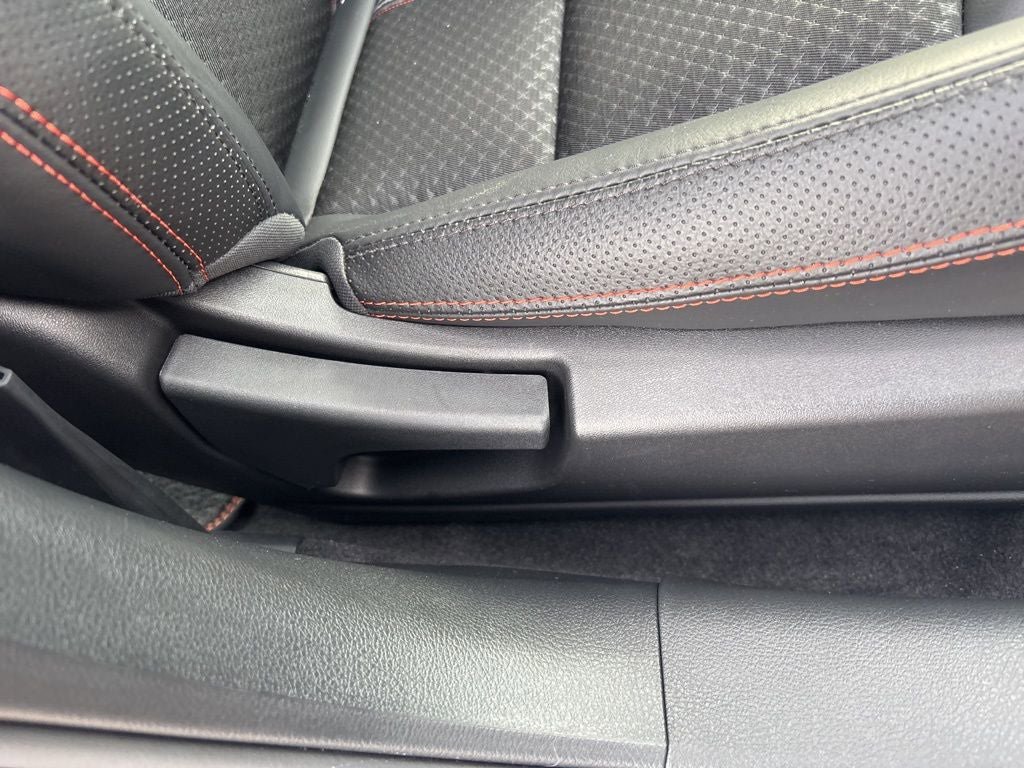 Used 2024 Nissan Altima 2.5 SR AWD/4WD image 38