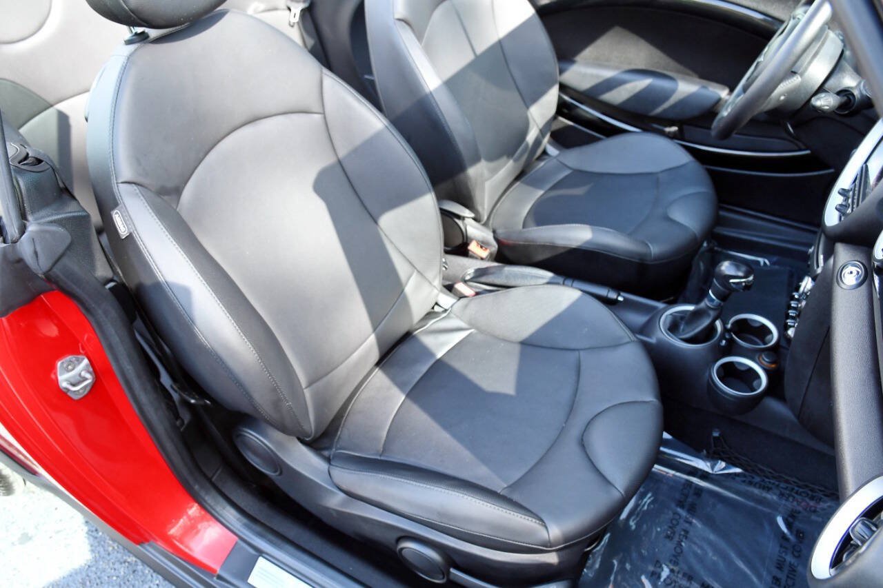 Used 2015 MINI Cooper Convertible w/ Sport Package FWD image 38