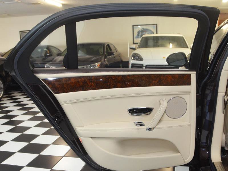 Used 2015 Bentley Flying Spur V8 AWD/4WD image 35