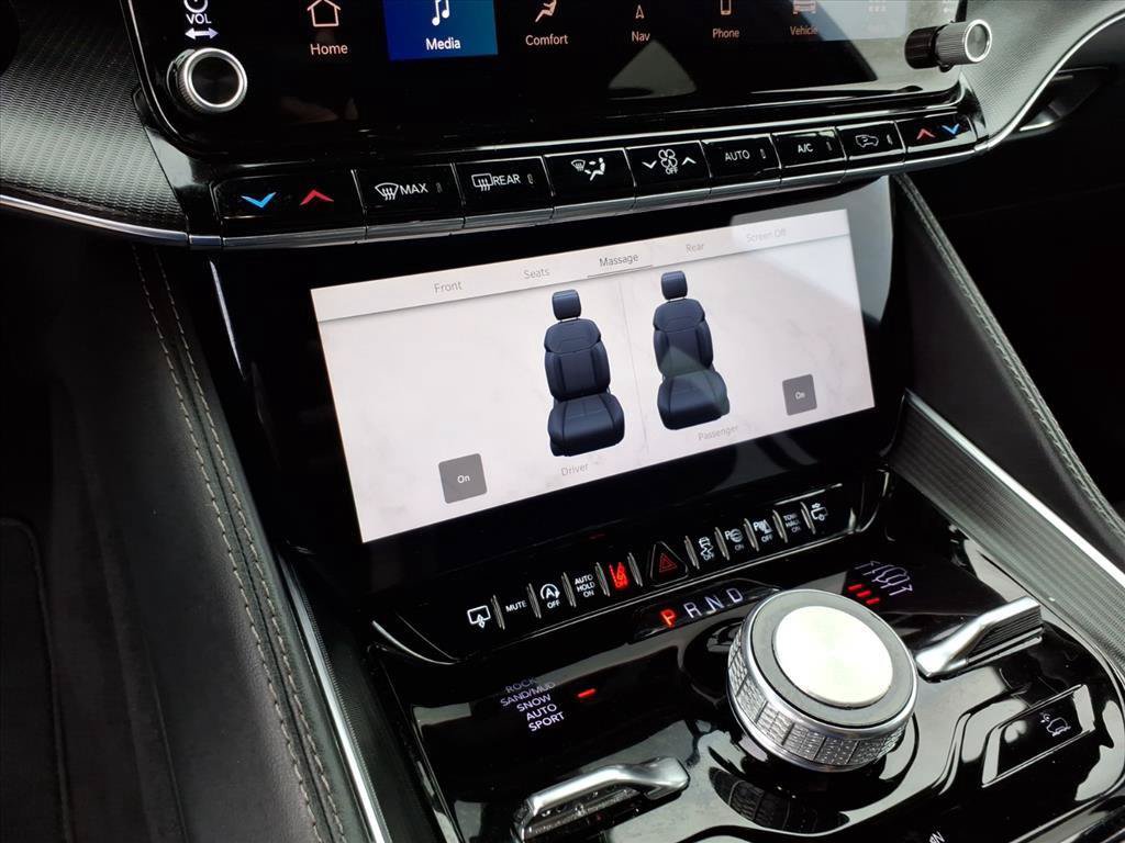 Used 2024 Jeep Grand Wagoneer L Series II w/ Quick Order Packagew 28T AWD/4WD image 21
