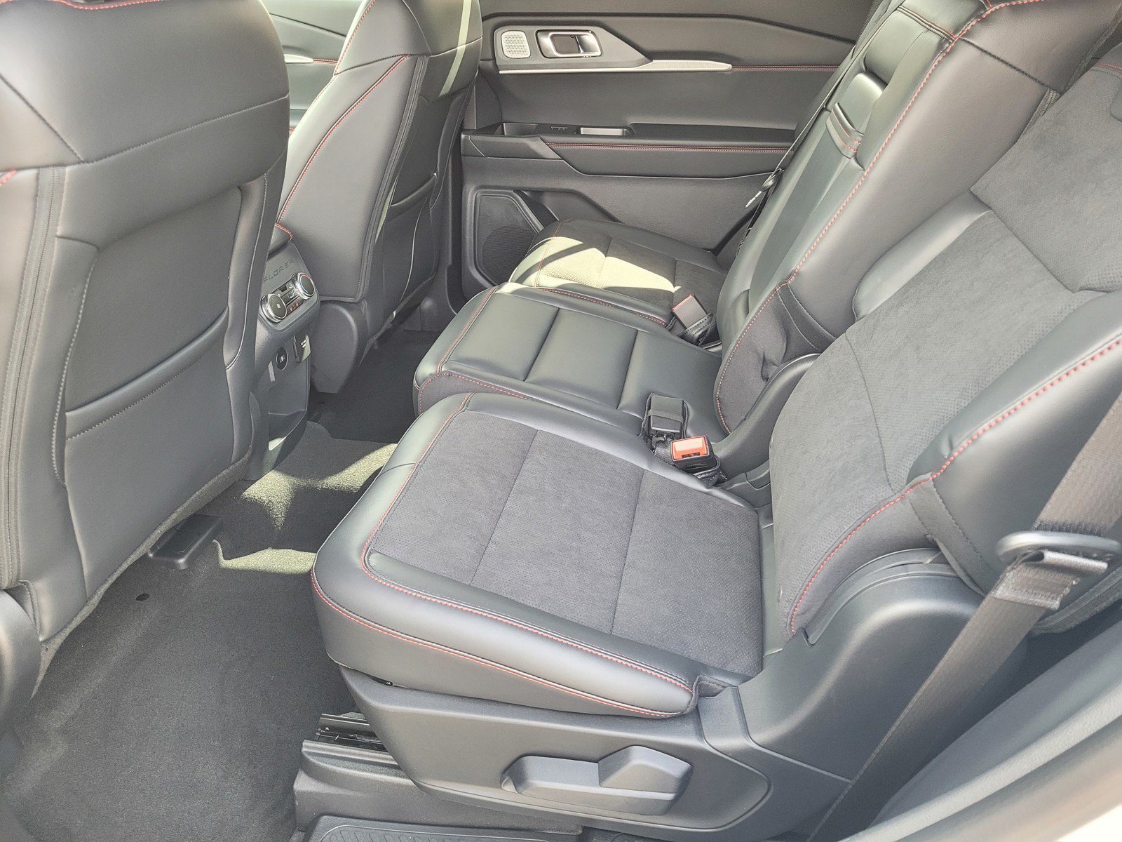 New 2026 Ford Explorer ST w/ Sun And Sound Package AWD/4WD image 6