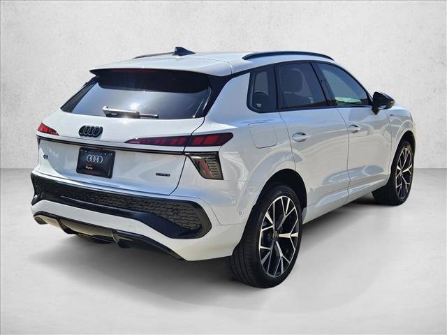 New 2026 Audi Q3 quattro 2.0T AWD/4WD image 5